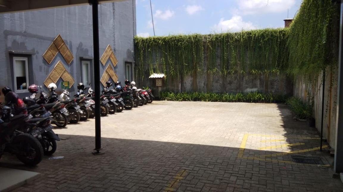 Green Red Hotel Syariah Jombang Eksteriør bilde